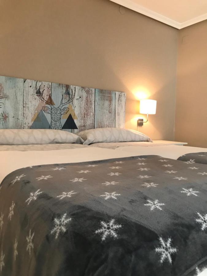 Apartamento Estiviellas, Pirineo Jaca Exterior foto