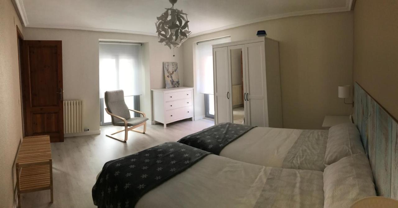 Apartamento Estiviellas, Pirineo Jaca Exterior foto